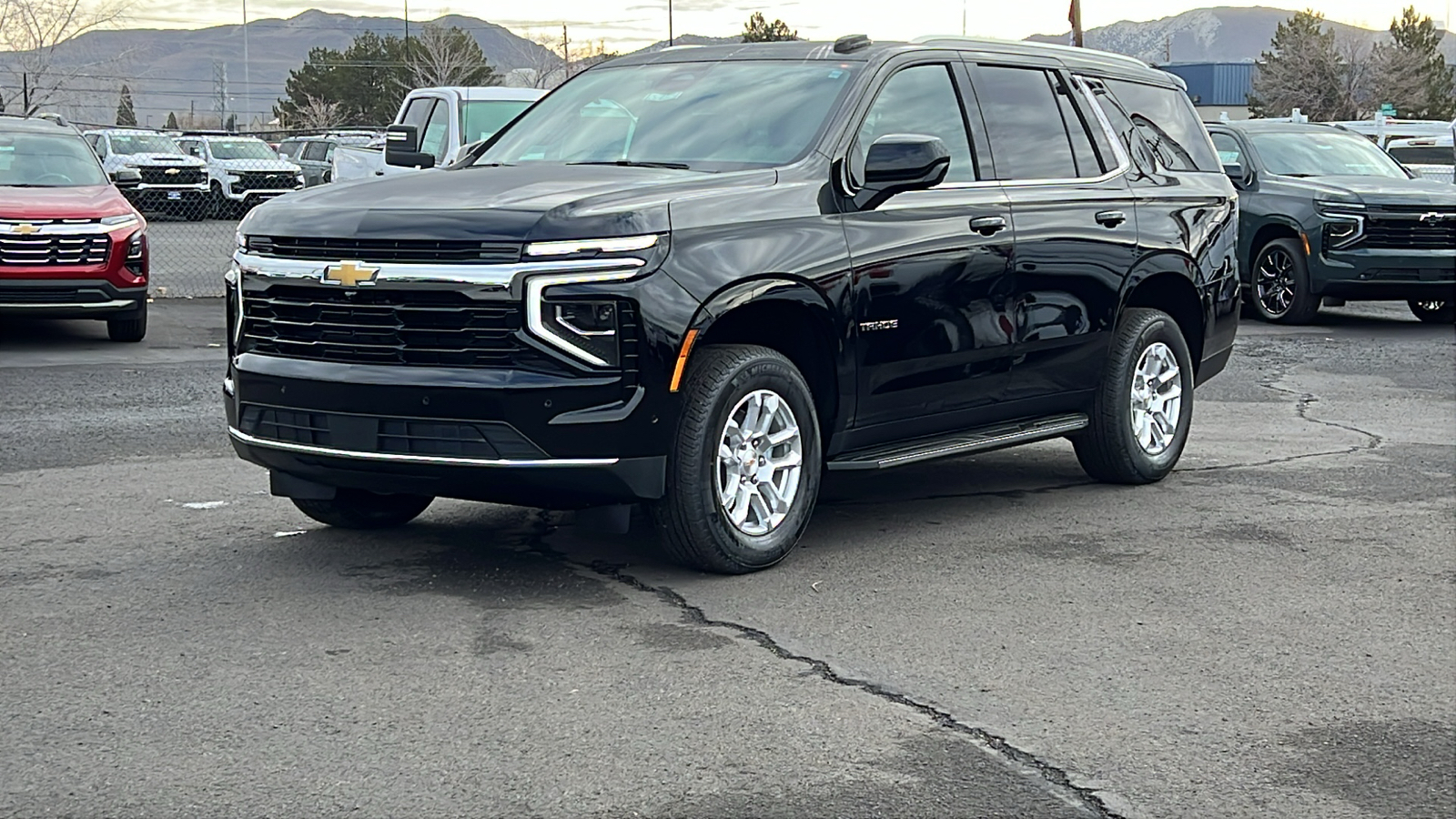 2025 Chevrolet Tahoe LS 1