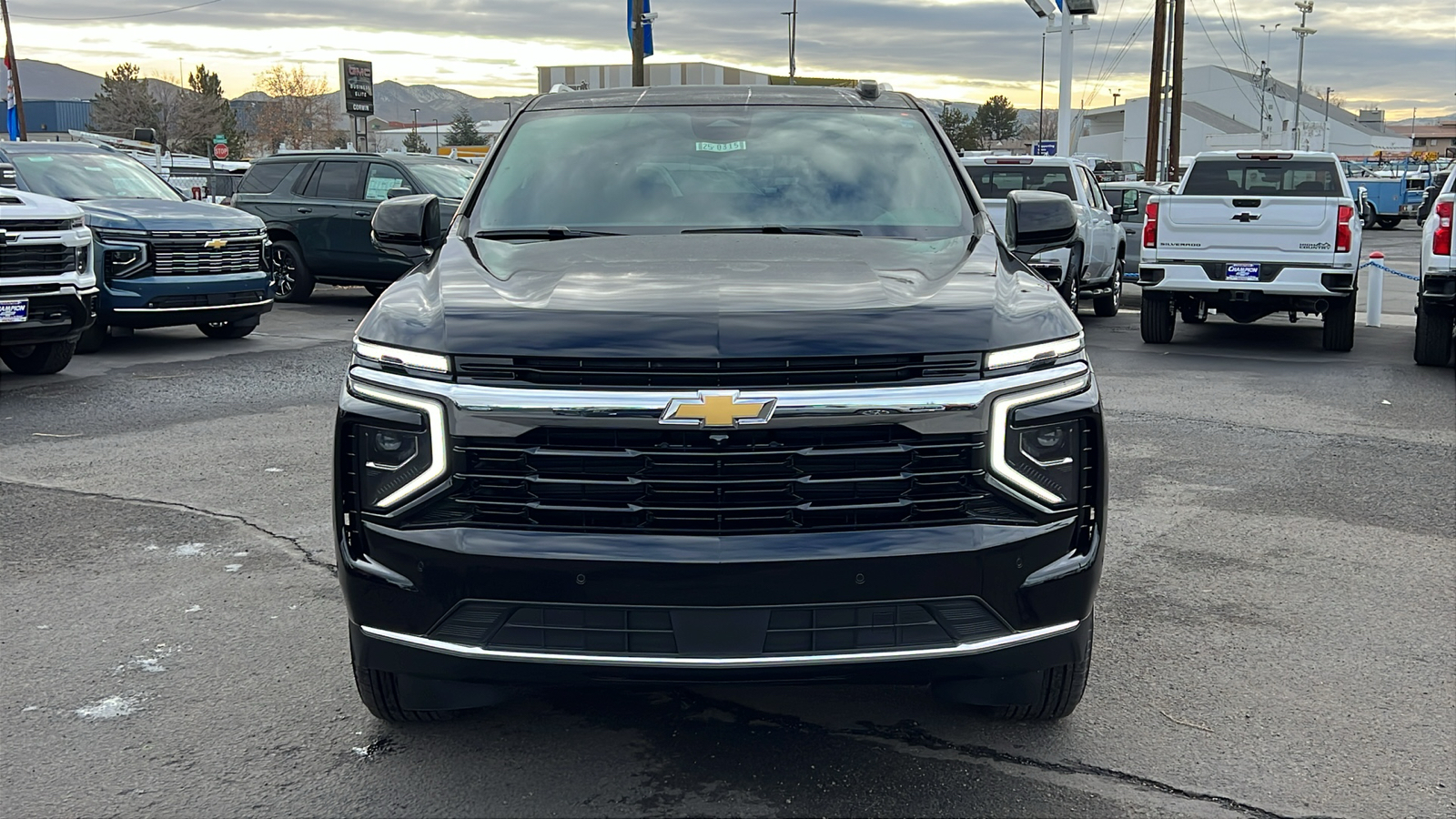 2025 Chevrolet Tahoe LS 2