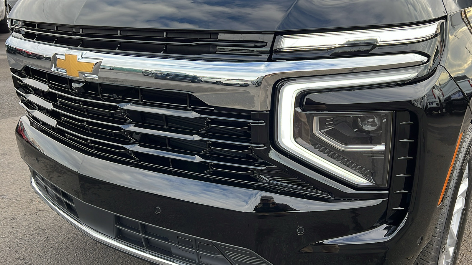 2025 Chevrolet Tahoe LS 9