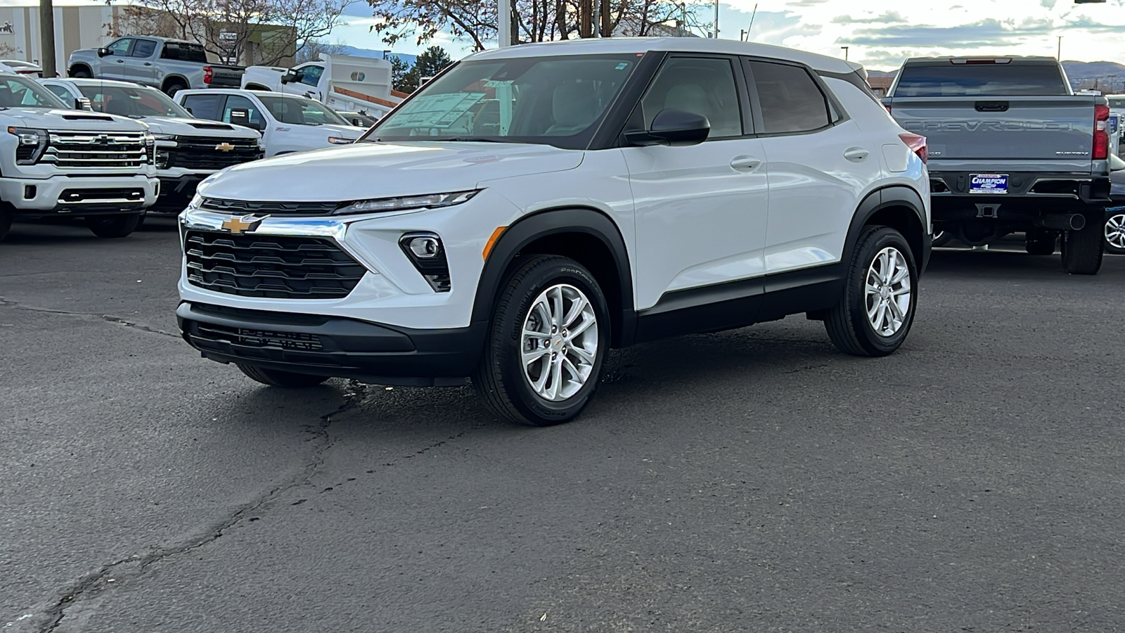 2025 Chevrolet Trailblazer LS 1