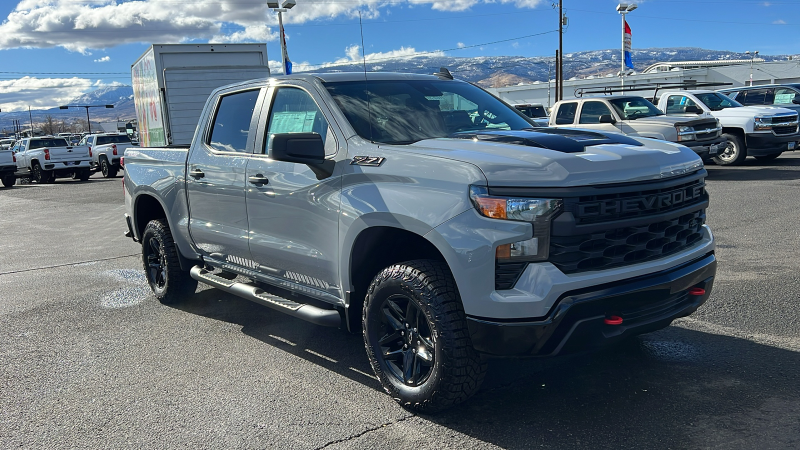 2025 Chevrolet Silverado 1500  3