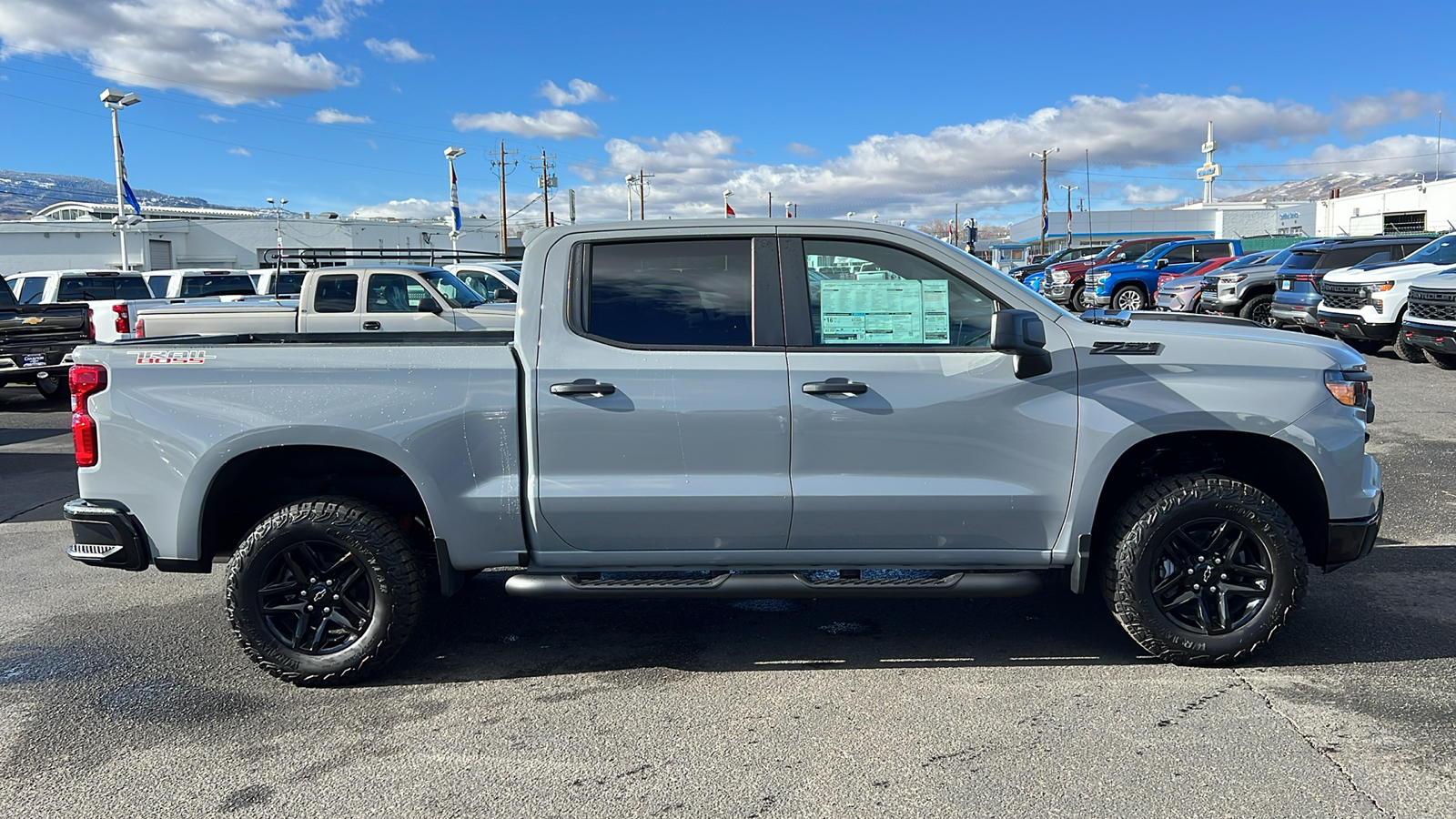 2025 Chevrolet Silverado 1500  4