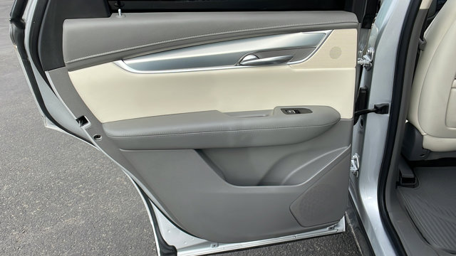 2019 Cadillac XT5 Luxury AWD 17