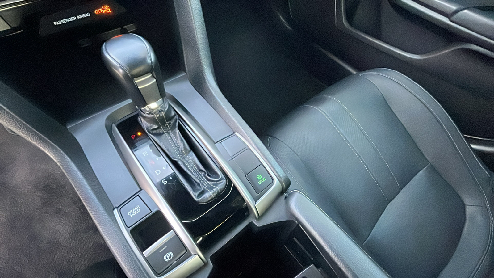 2019 Honda Civic Hatchback Sport Touring 23