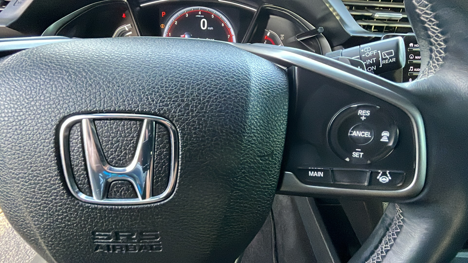 2019 Honda Civic Hatchback Sport Touring 28