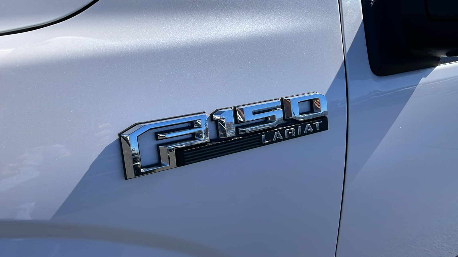 2015 Ford F-150  13