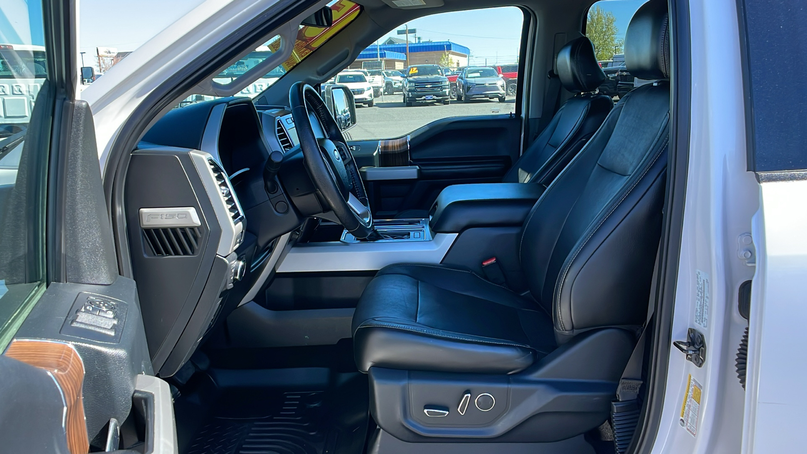 2015 Ford F-150  42