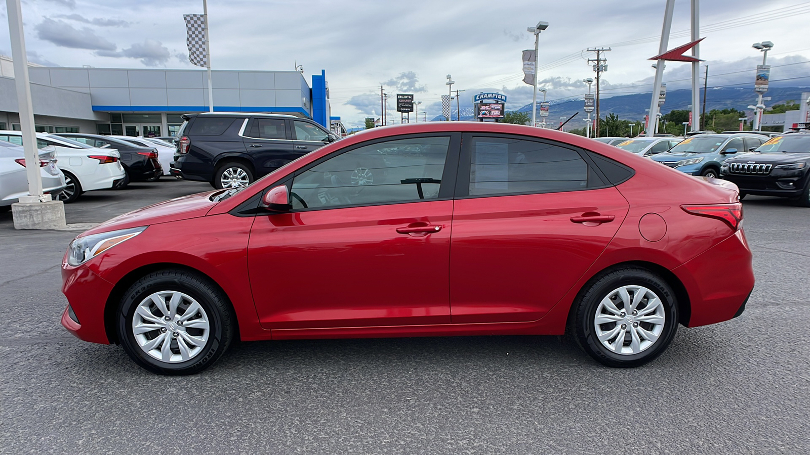 2021 Hyundai Accent SE 8