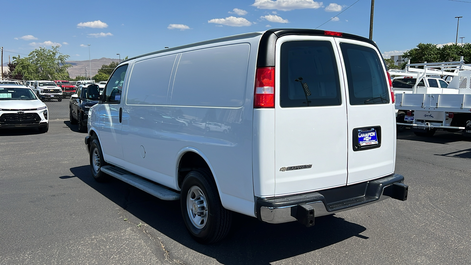 2022 Chevrolet Express Cargo Van  7