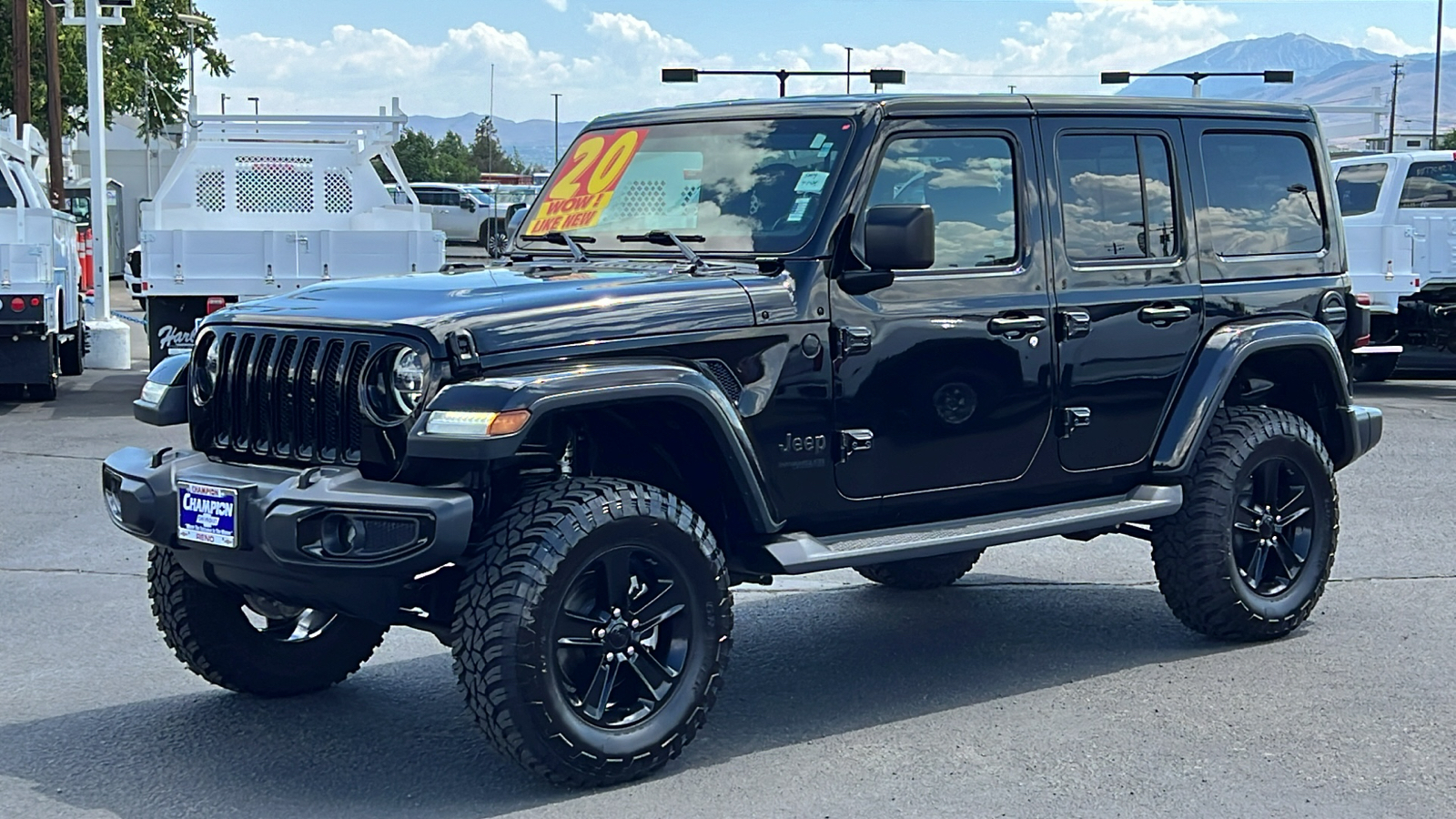 2020 Jeep Wrangler Unlimited Sahara Altitude 1