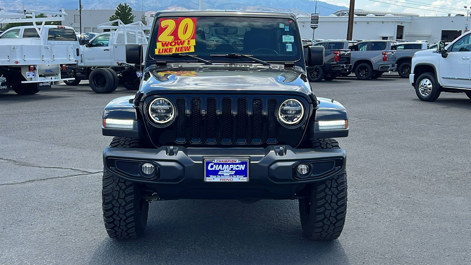 2020 Jeep Wrangler Unlimited Sahara Altitude 2