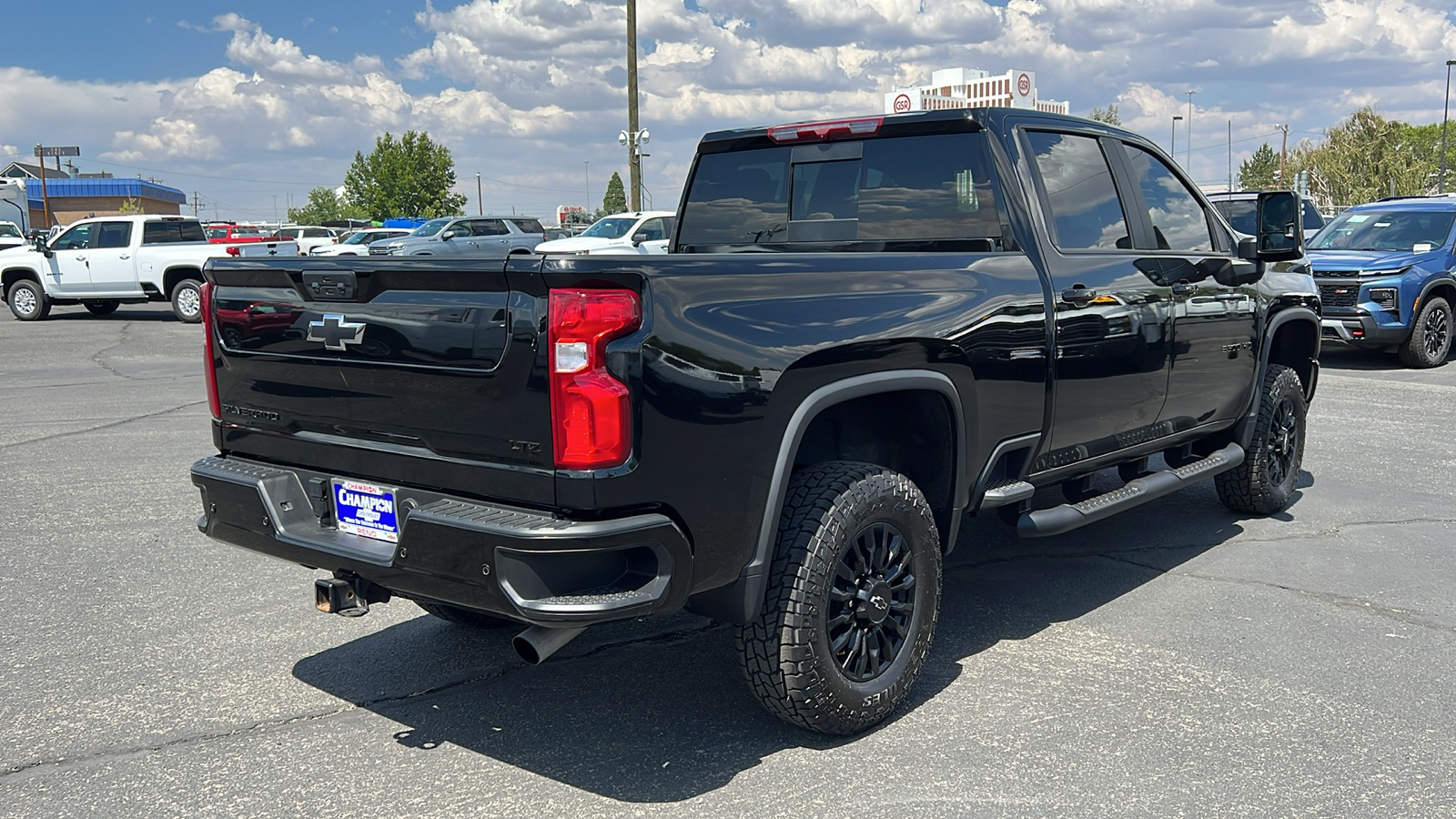 2023 Chevrolet Silverado 3500HD LTZ 5