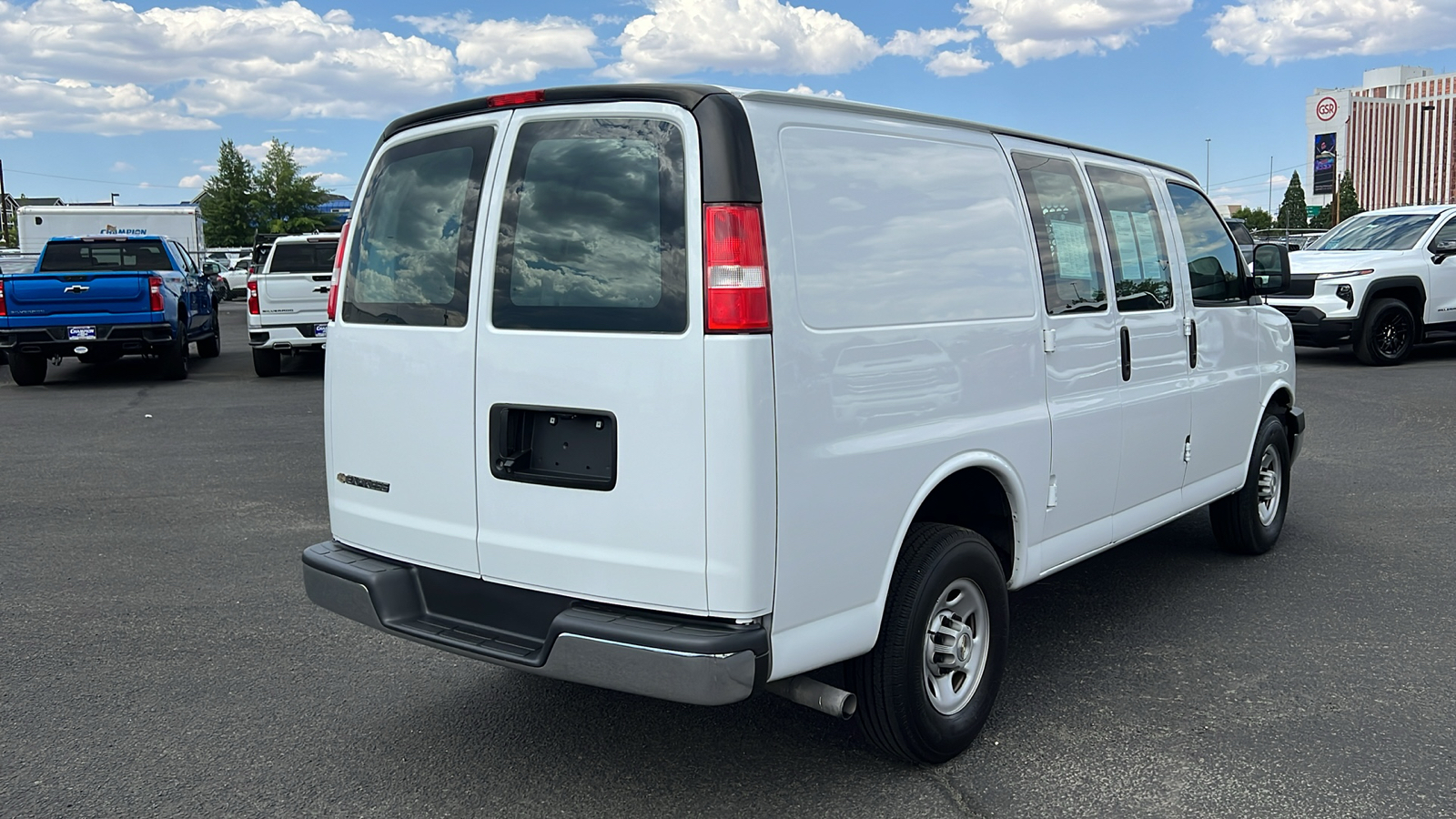 2022 Chevrolet Express Cargo Van  5