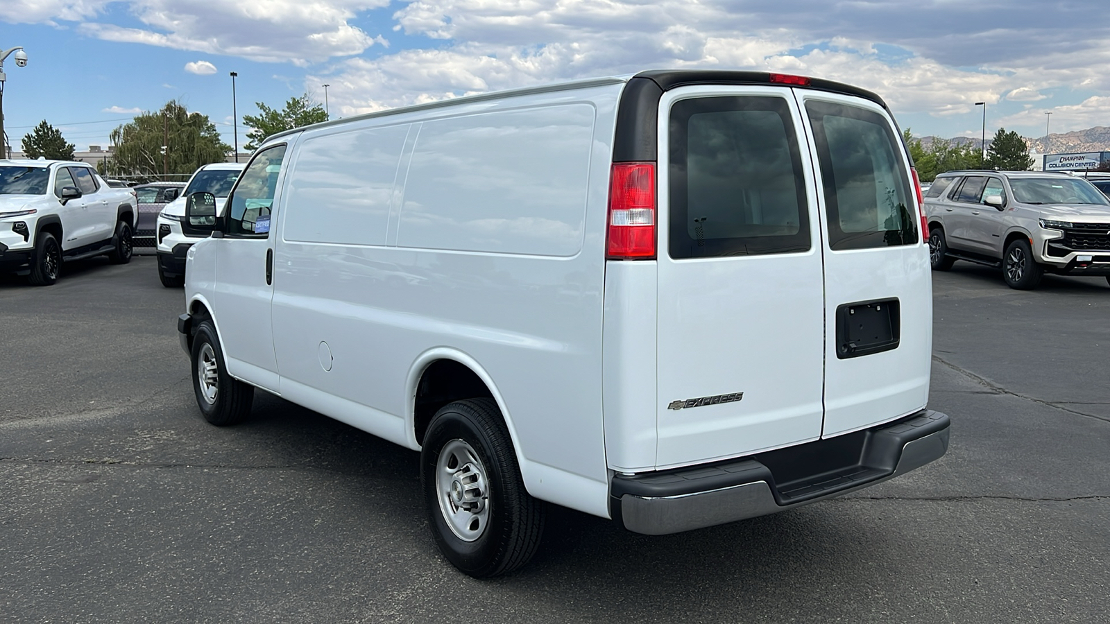 2022 Chevrolet Express Cargo Van  7