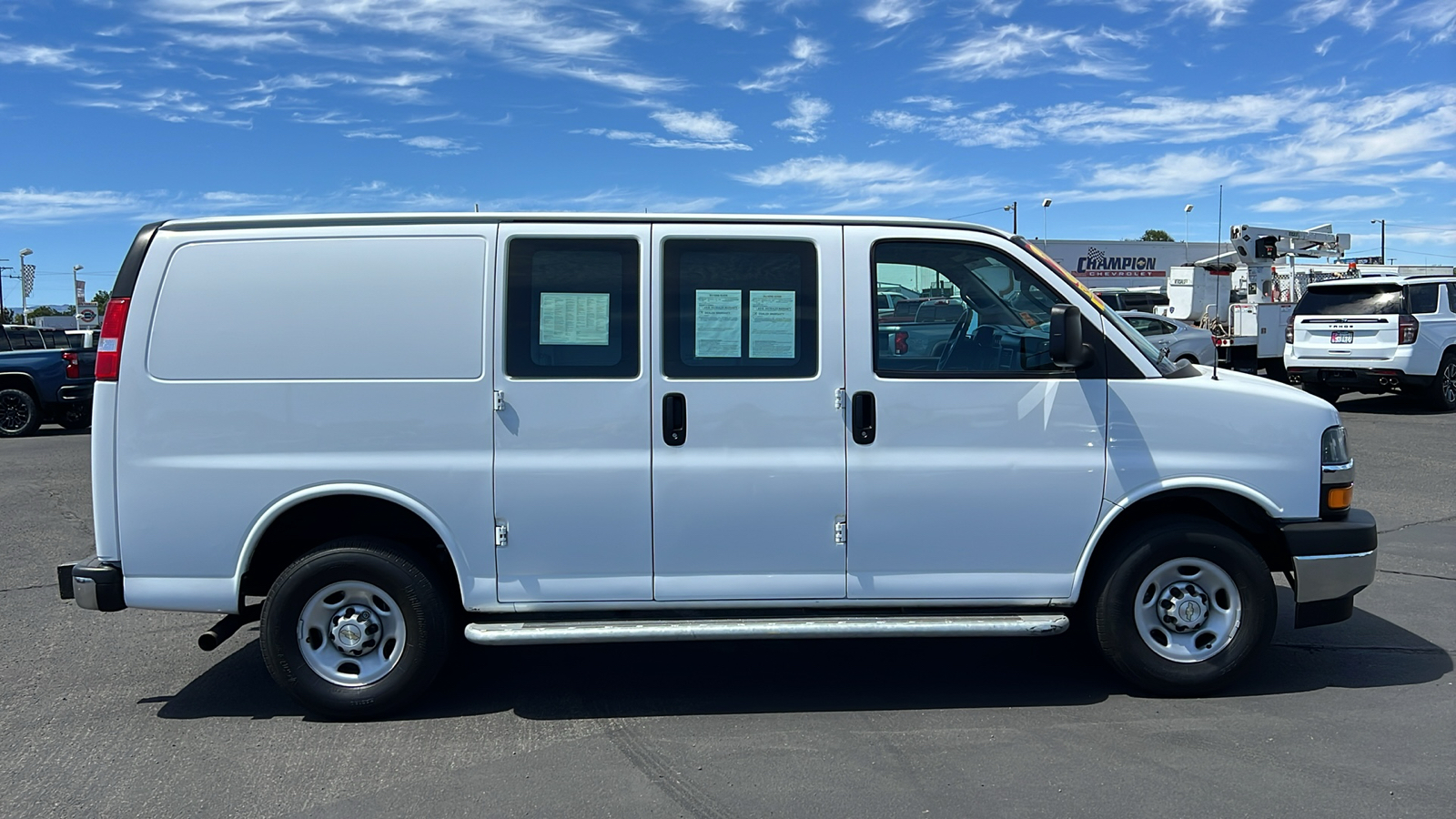 2022 Chevrolet Express Cargo Van  4