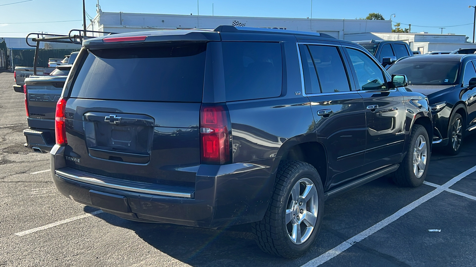 2016 Chevrolet Tahoe LTZ 3