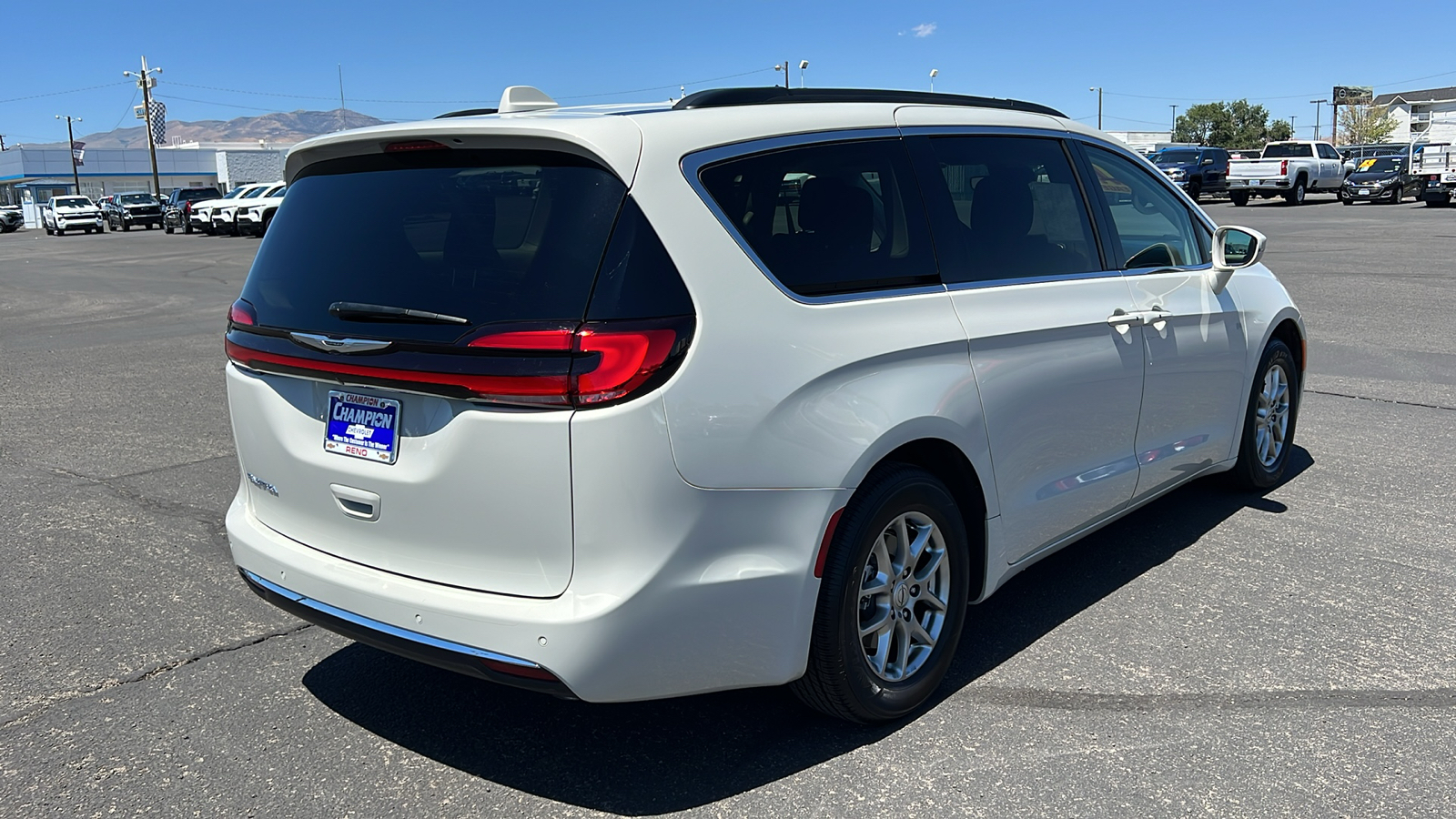 2021 Chrysler Pacifica Touring 5