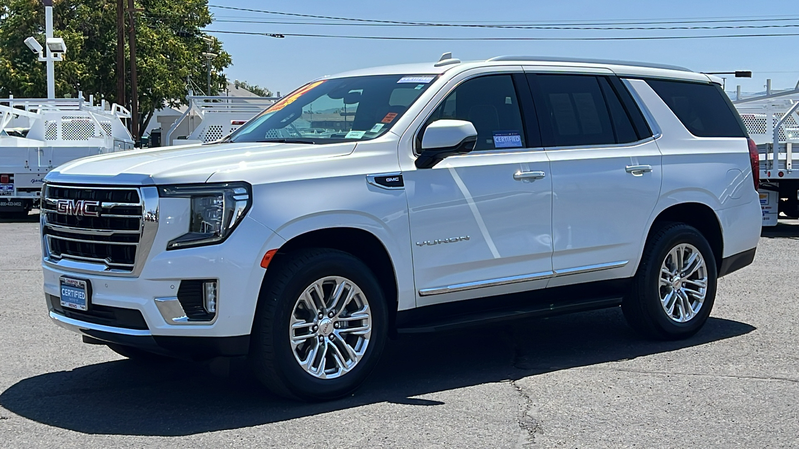 2022 GMC Yukon SLT 1