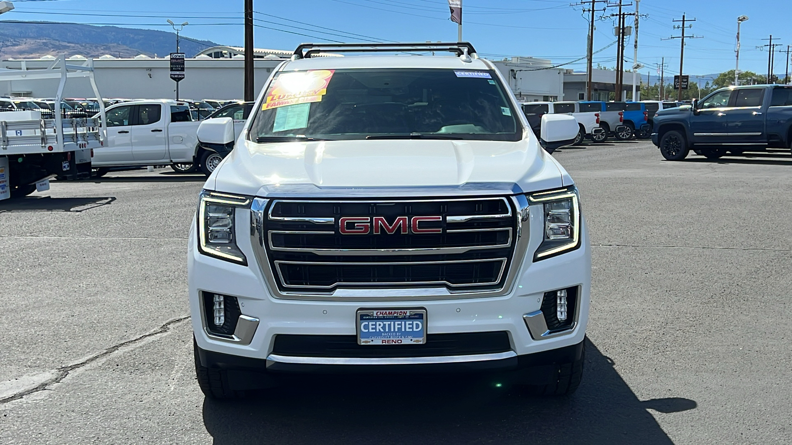 2023 GMC Yukon XL SLT 2