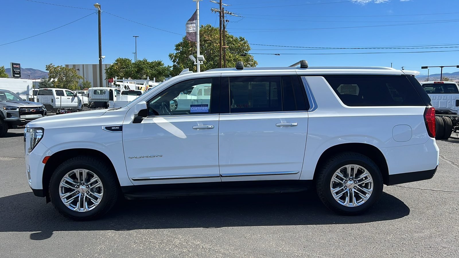 2023 GMC Yukon XL SLT 8