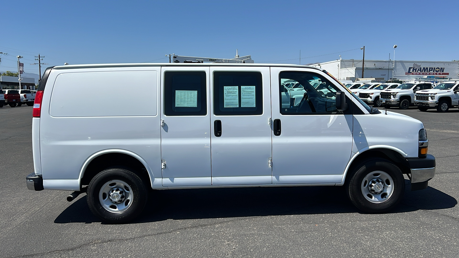 2022 Chevrolet Express Cargo Van  4