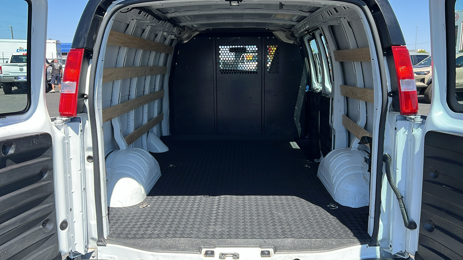 2022 Chevrolet Express Cargo Van  12