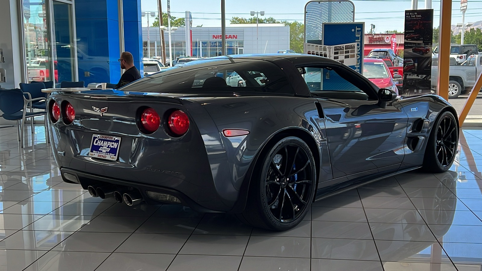 2010 Chevrolet Corvette ZR1 w/3ZR 7