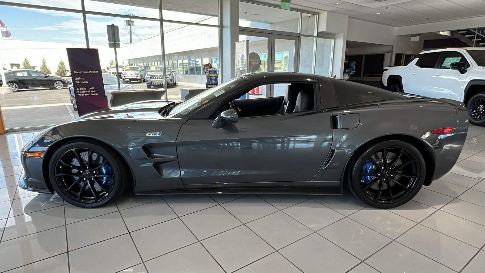 2010 Chevrolet Corvette ZR1 w/3ZR 10