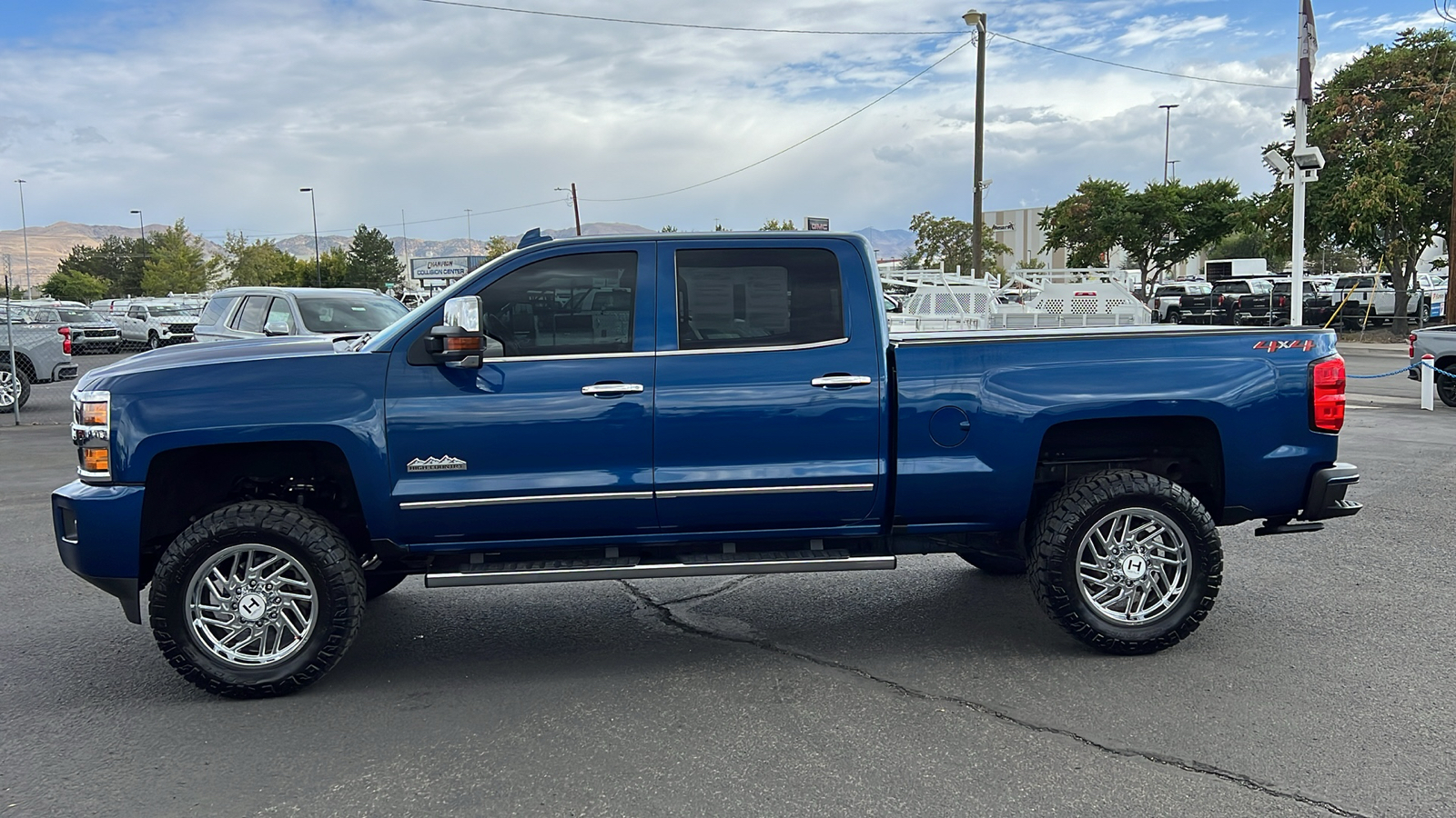 2019 Chevrolet Silverado 2500HD High Country 8