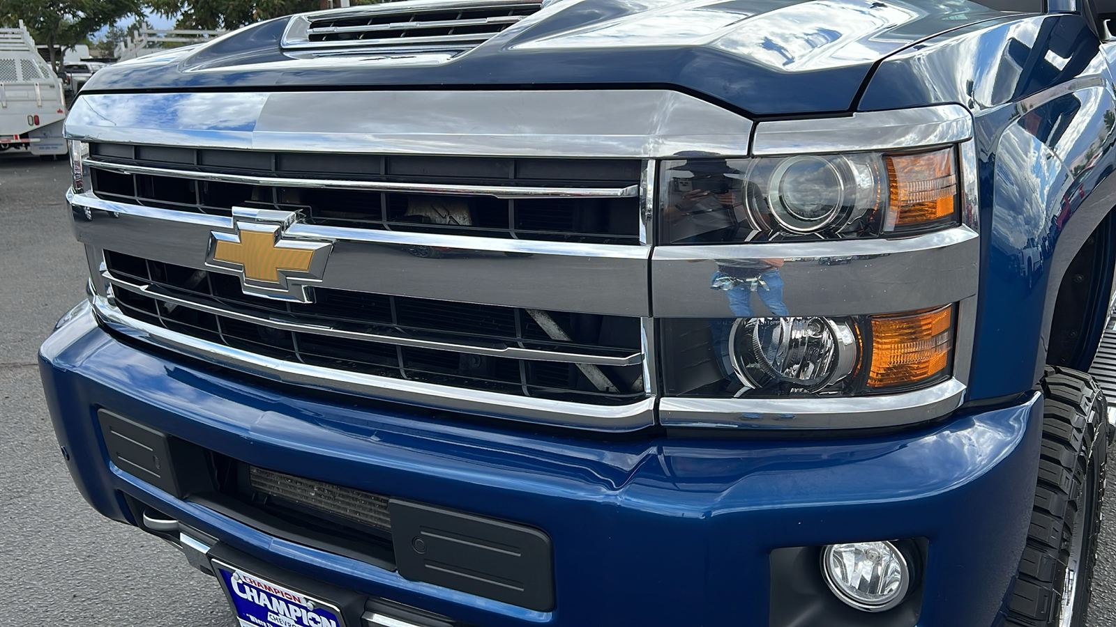 2019 Chevrolet Silverado 2500HD High Country 9