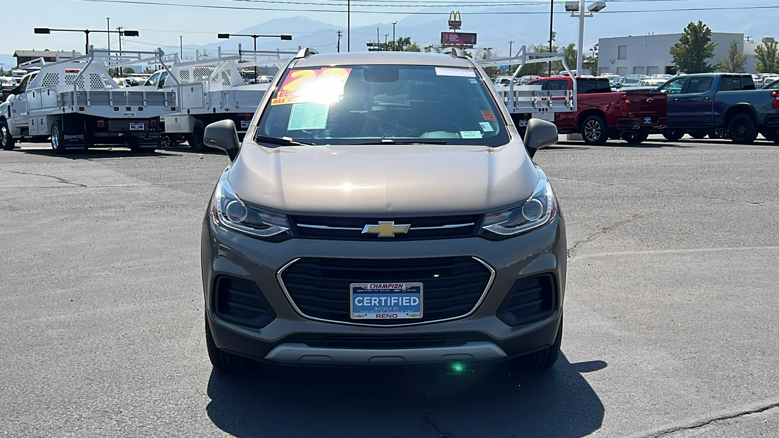 2022 Chevrolet Trax LT 2