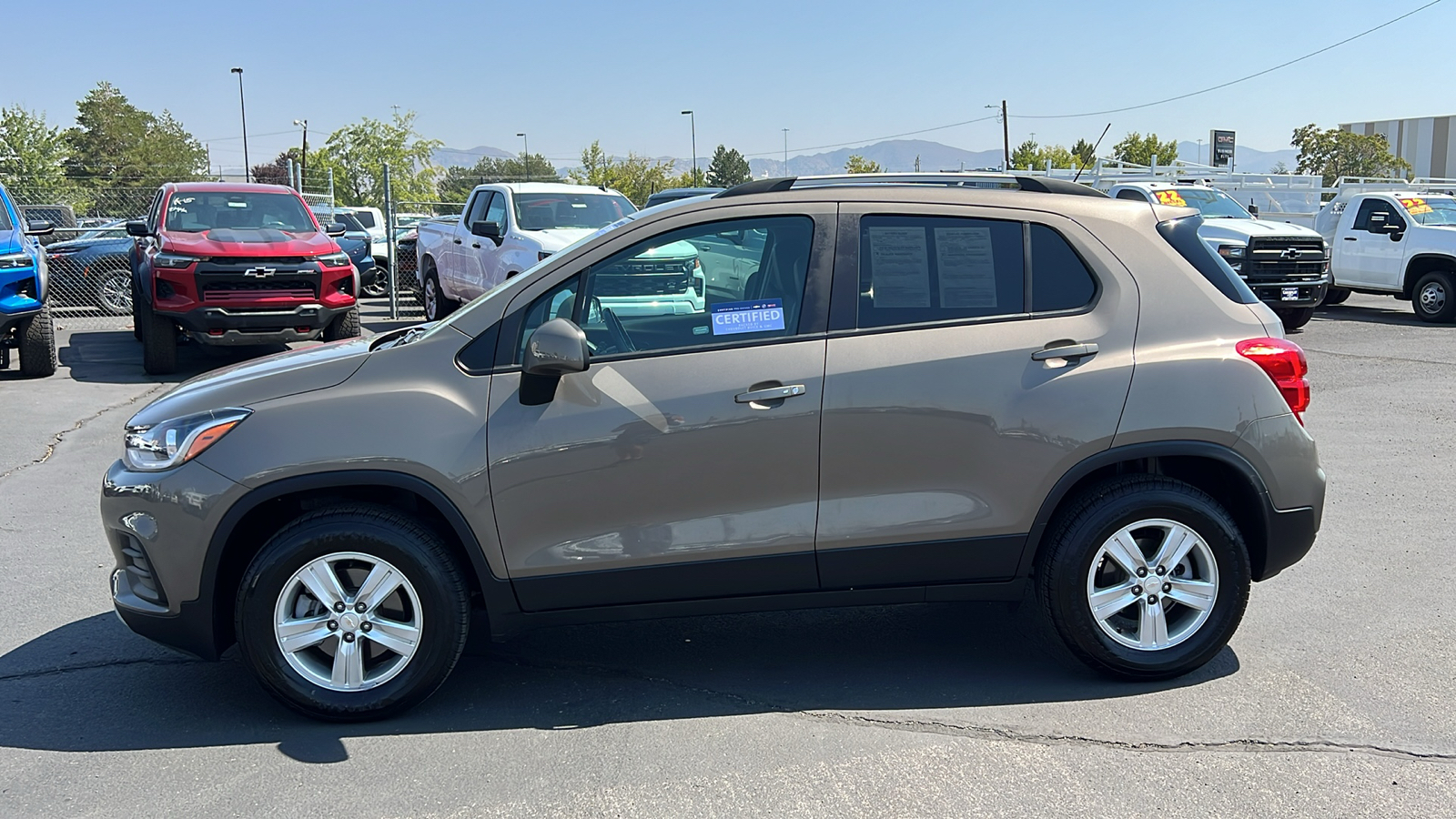 2022 Chevrolet Trax LT 8