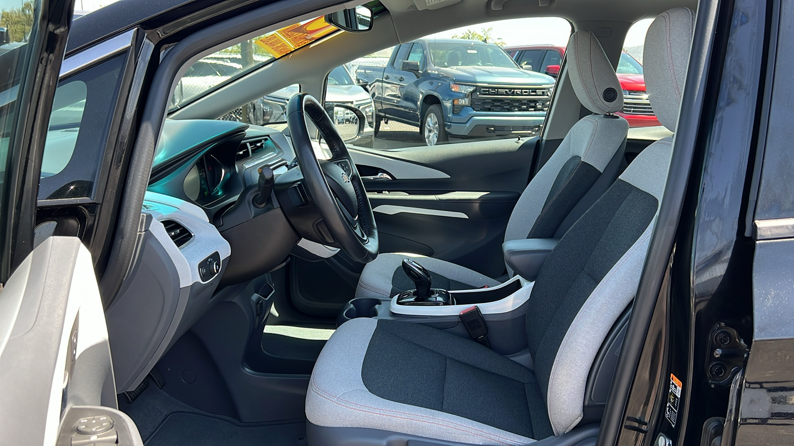 2018 Chevrolet Bolt EV LT 26