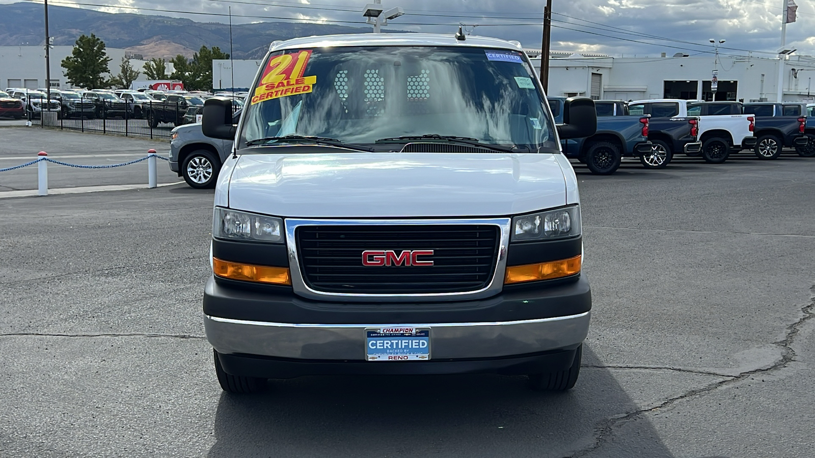 2021 GMC Savana Cargo Van  2