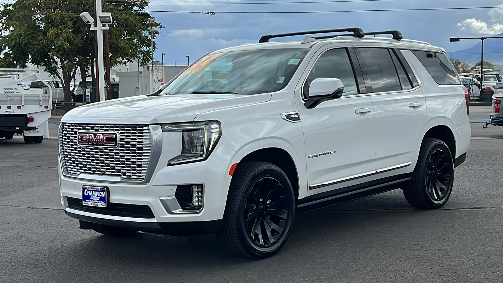 2022 GMC Yukon Denali 1