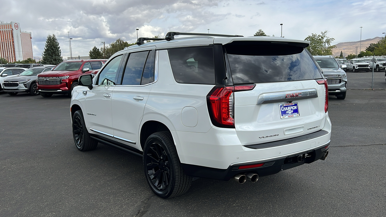 2022 GMC Yukon Denali 7