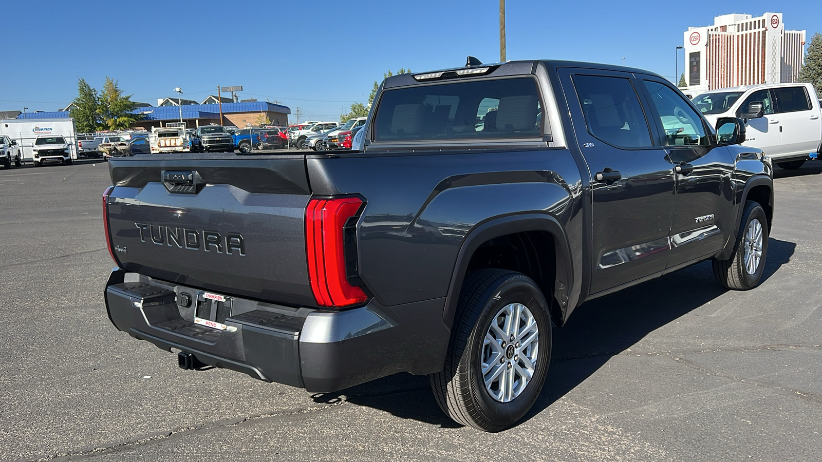 2024 Toyota Tundra 4WD SR5 5