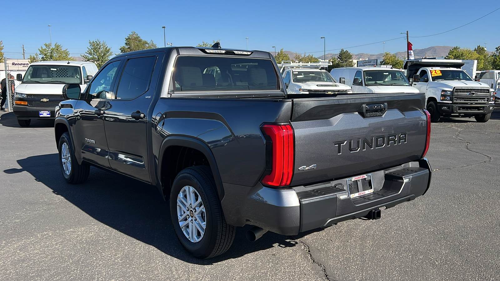 2024 Toyota Tundra 4WD SR5 7