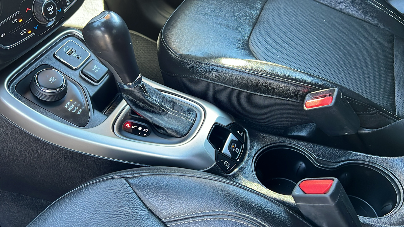 2021 Jeep Compass 80th Anniversary 20