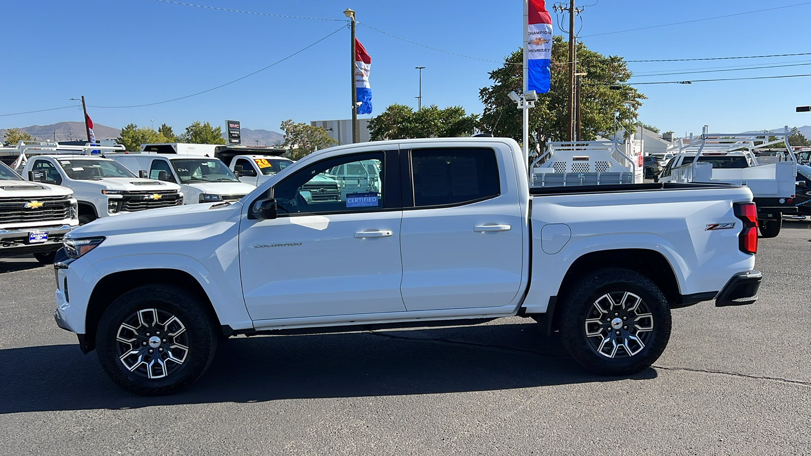 2023 Chevrolet Colorado 4WD Z71 8