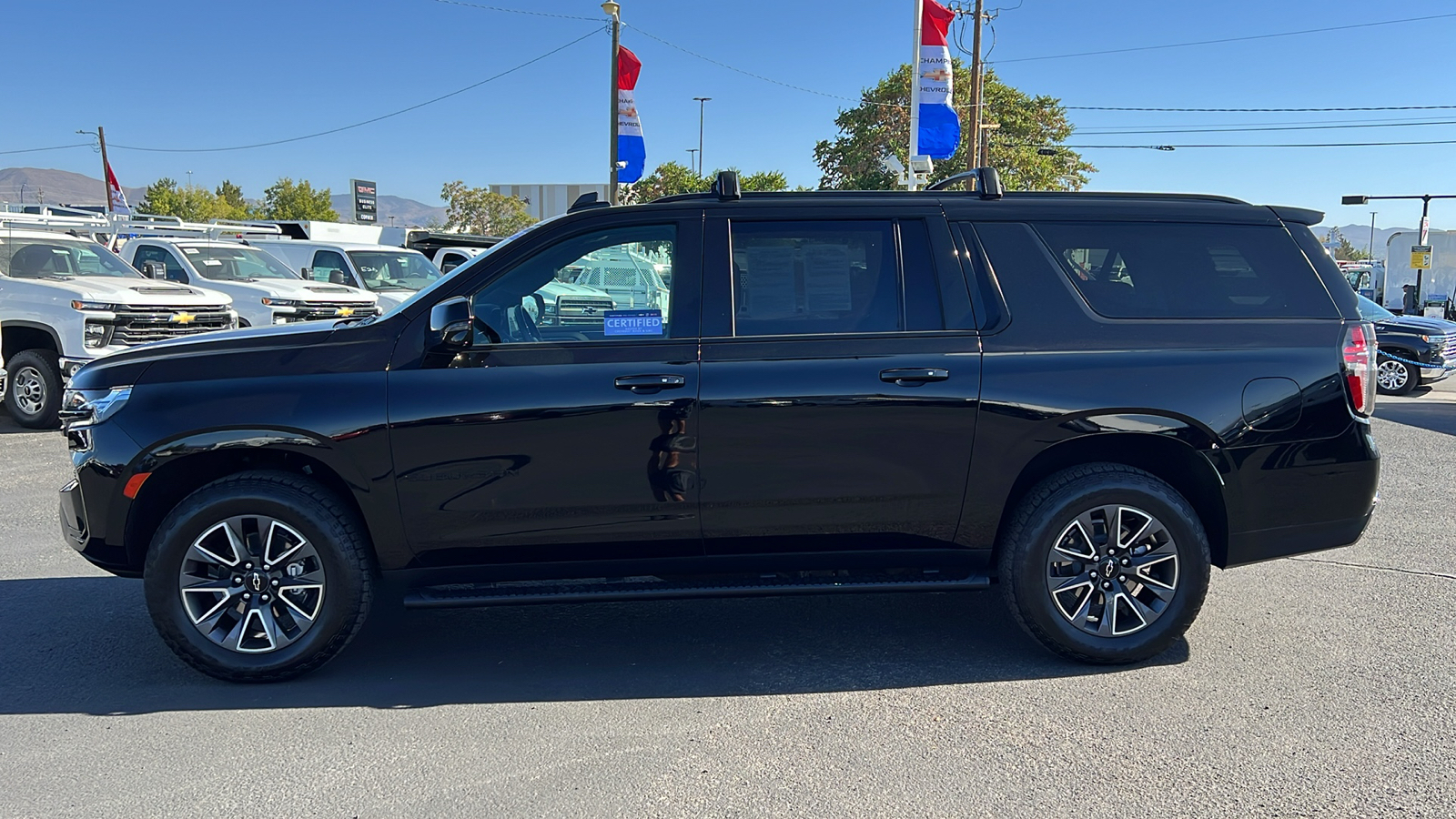 2023 Chevrolet Suburban Z71 8