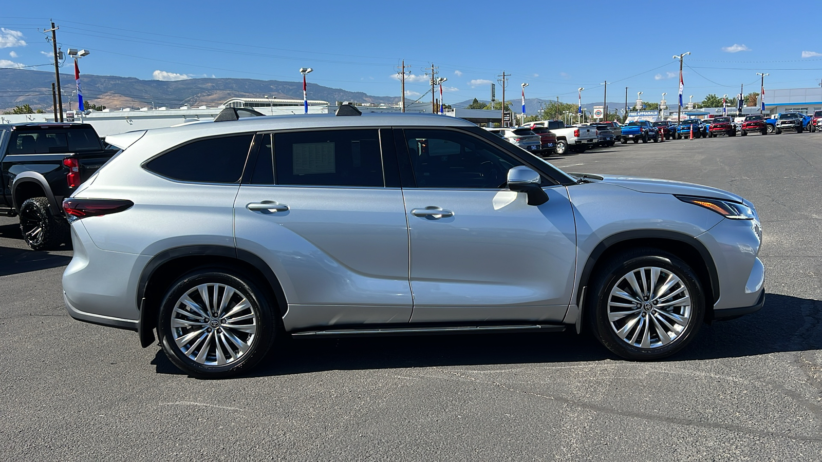 2024 Toyota Highlander  4