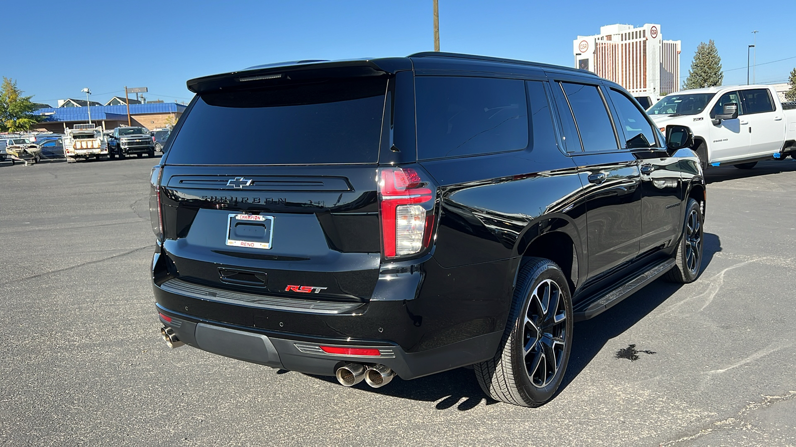 2024 Chevrolet Suburban RST 5