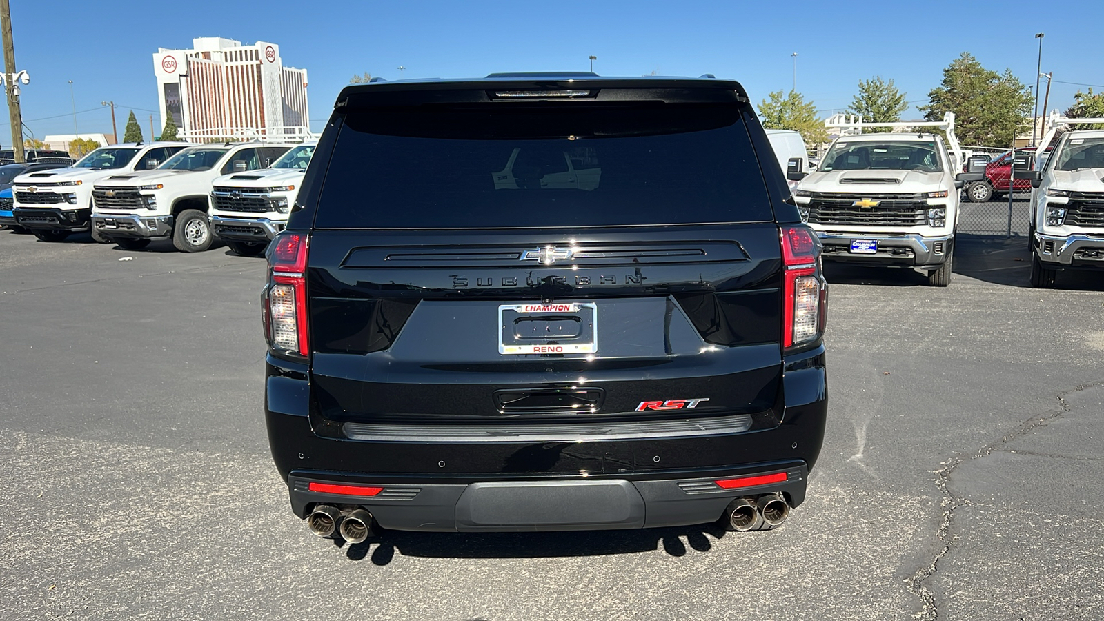 2024 Chevrolet Suburban RST 6