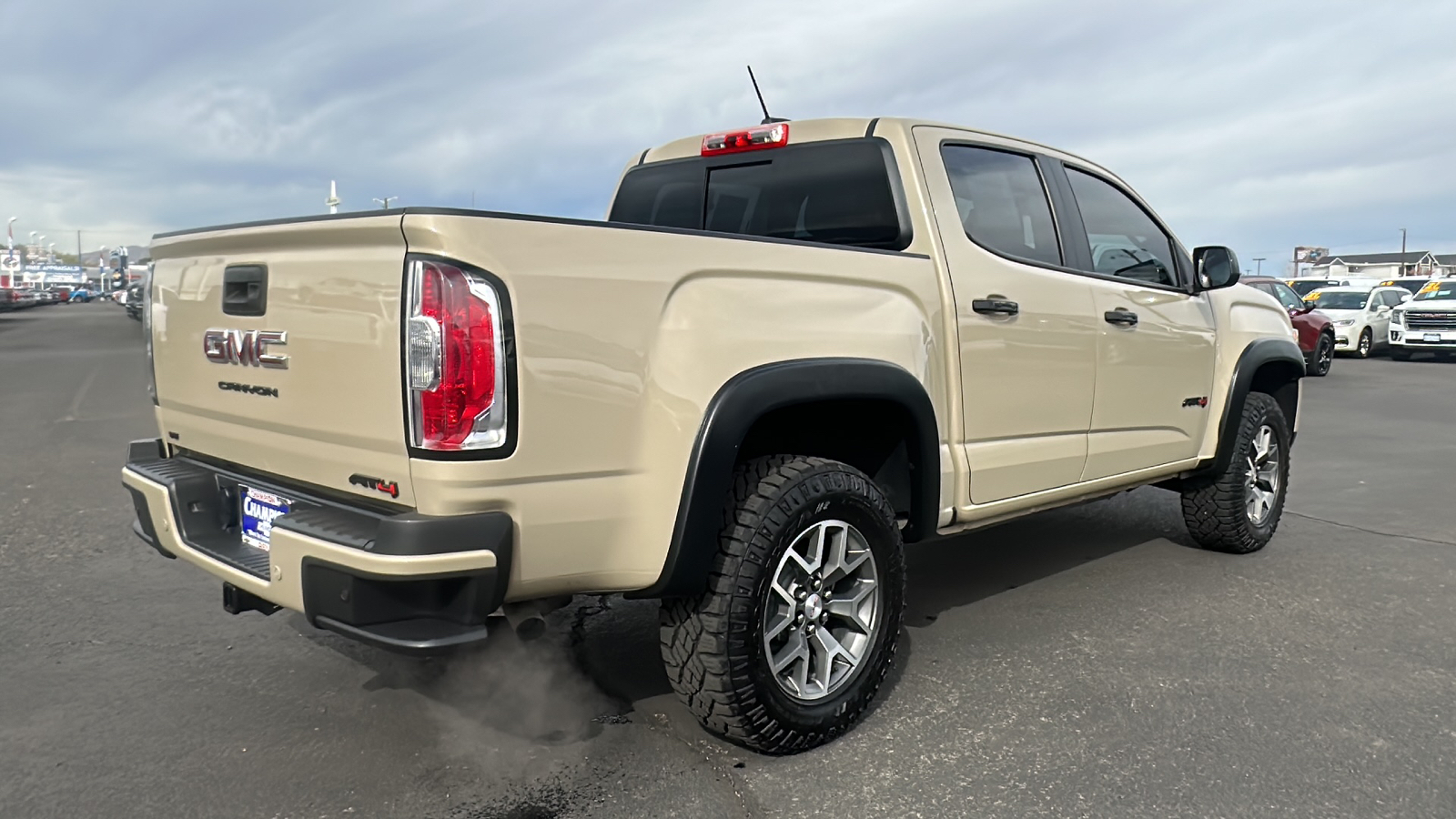 2022 GMC Canyon 4WD AT4 w/Cloth 5