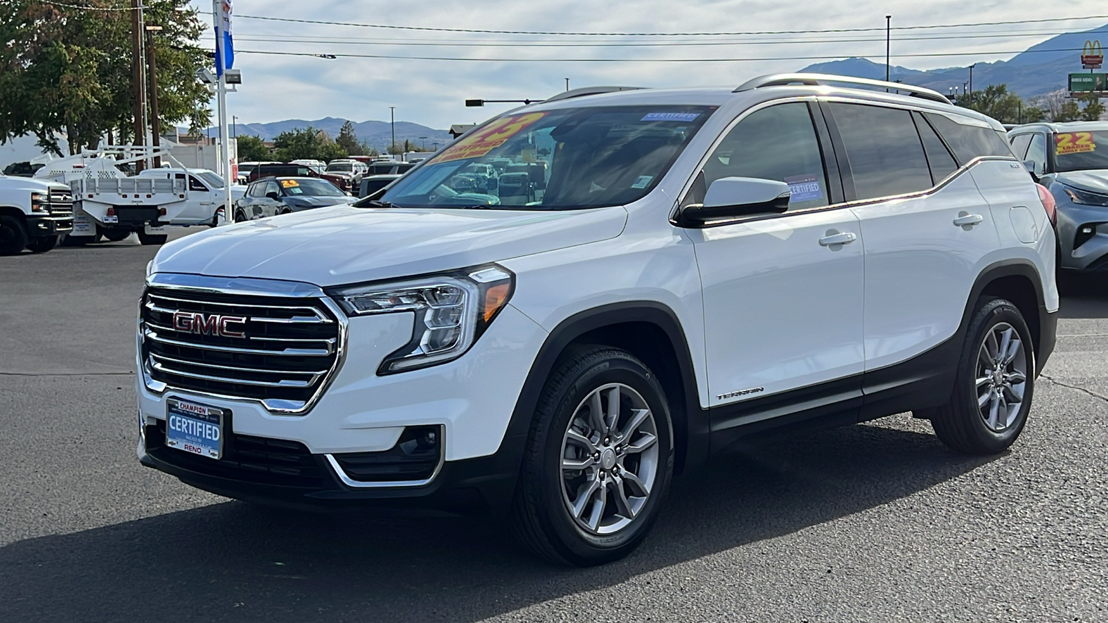 2023 GMC Terrain SLT 1