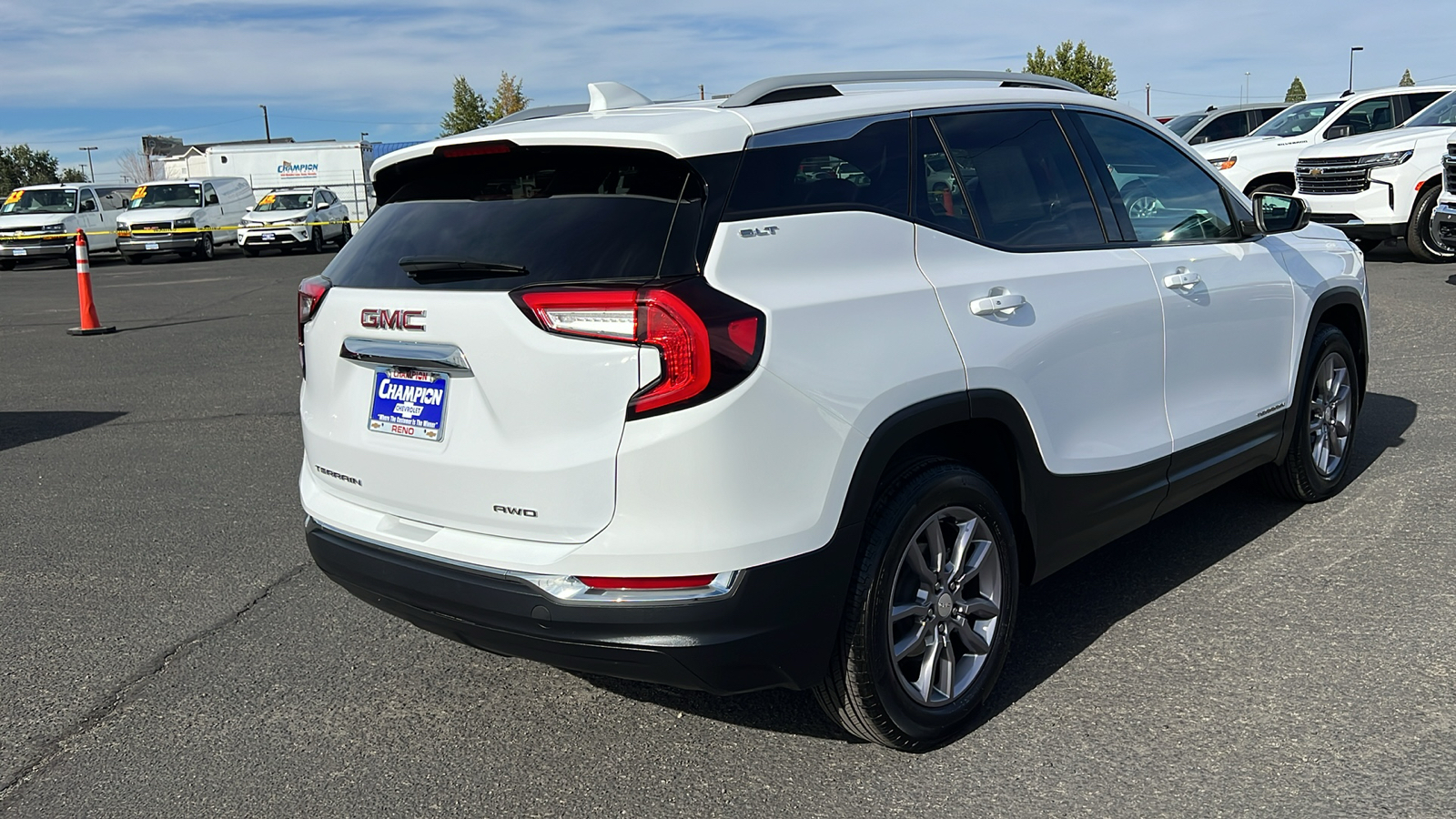 2023 GMC Terrain SLT 5