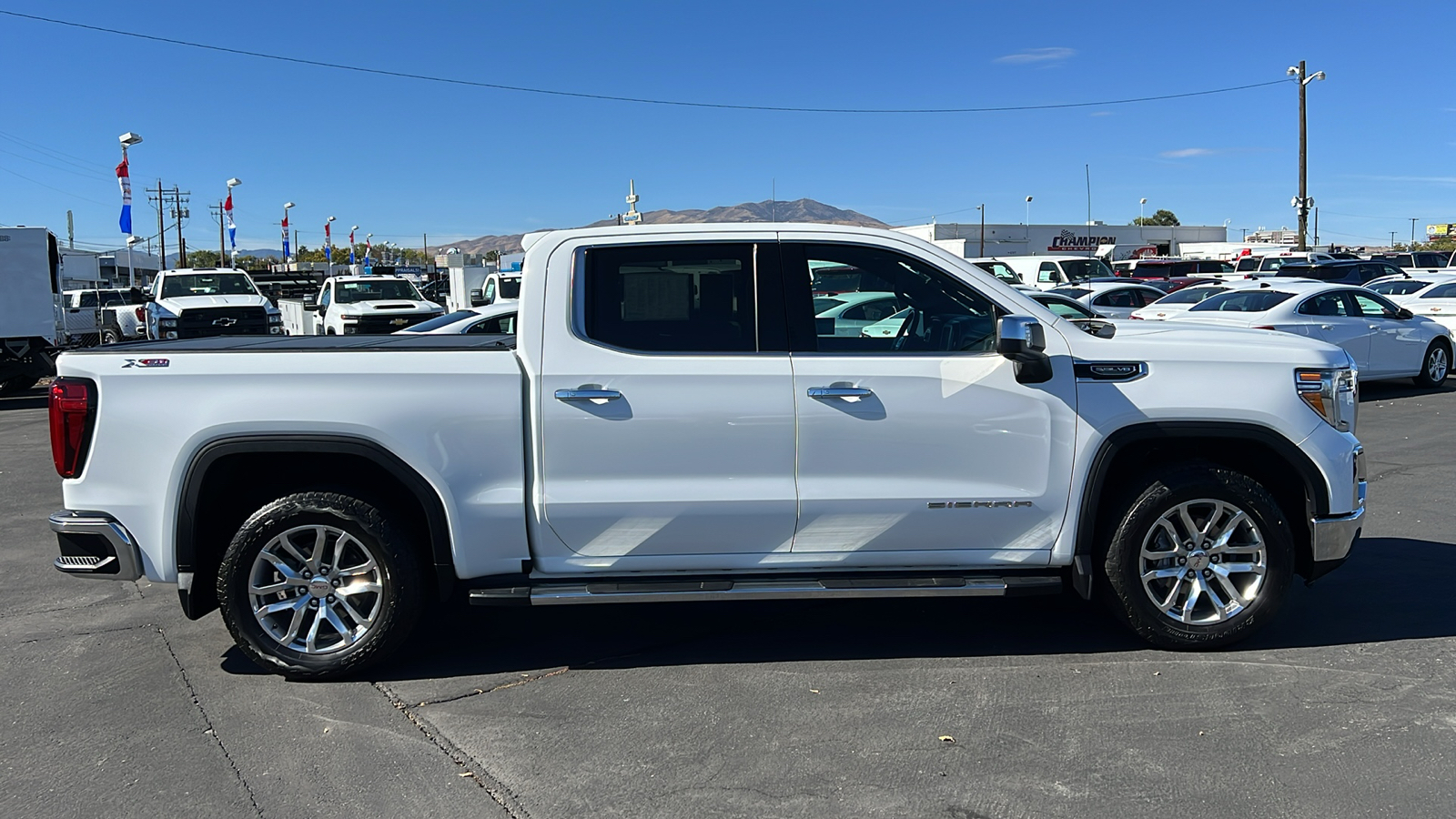 2020 GMC Sierra 1500 SLT 4