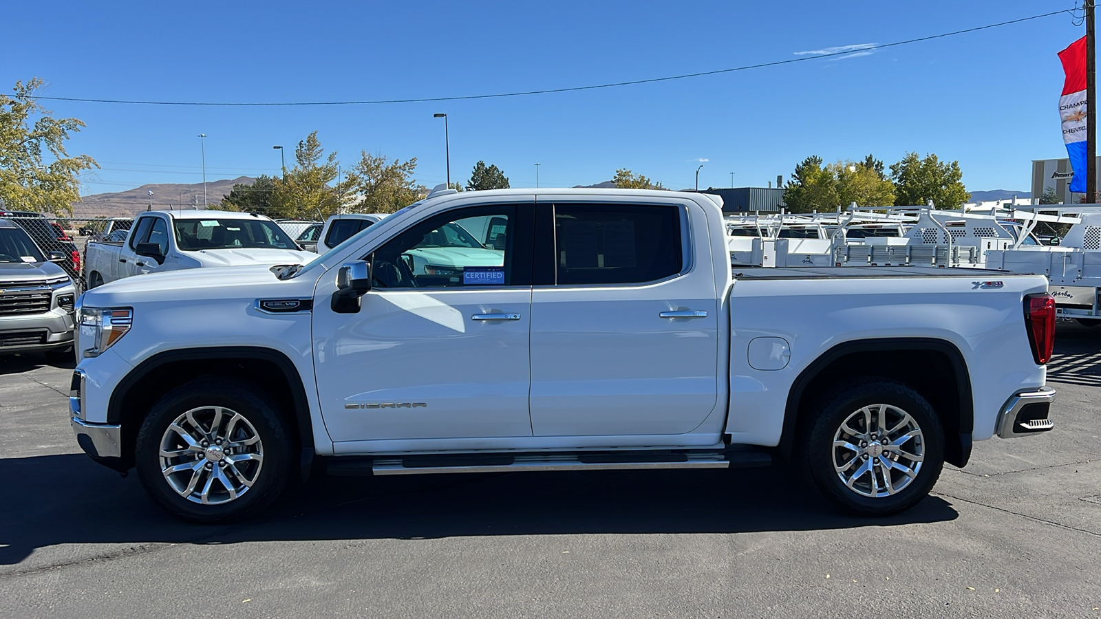 2020 GMC Sierra 1500 SLT 8