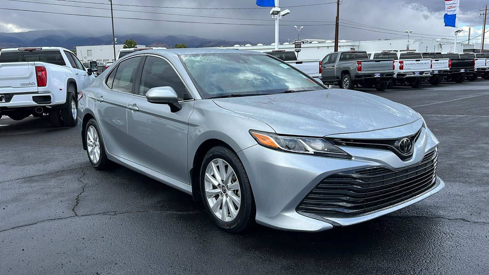 2020 Toyota Camry LE 3